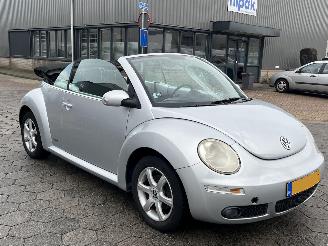 Volkswagen New-beetle Cabriolet 1.6 Trendline picture 3