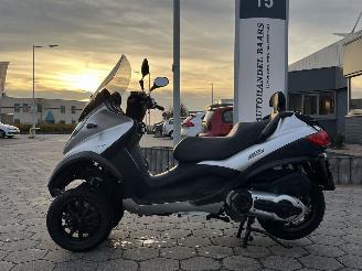 Schade scooter Piaggio  400 LT MP3 2009/4
