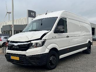 krockskadad bil bedrijf MAN TGE 50 2.0 516 Heavy Commander Extra Lang Super Hoog DL 2023/9