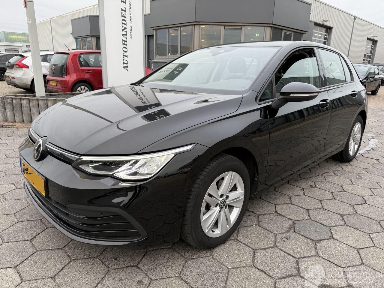 Volkswagen Golf 1.0 eTSI Life Business