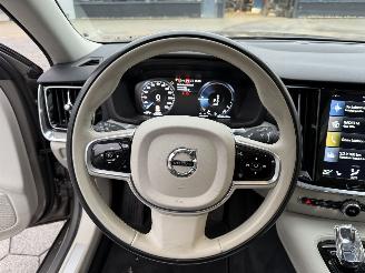 Volvo V-60 2.0 T6 Recharge AWD Inscription picture 17