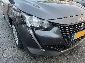 Peugeot 208 1.2 PureTech Active picture 9