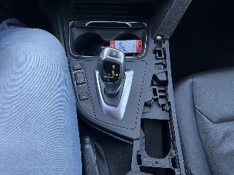 BMW 3-serie Touring 320i Luxury Edition picture 18