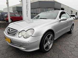 Unfallwagen Mercedes CLK Coupé 240 Elegance AUTOM 2004/9