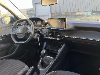 Peugeot 208 1.2 PureTech Active picture 10