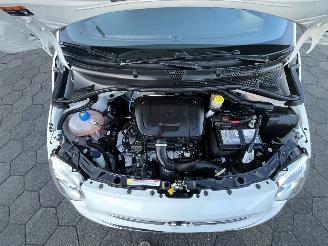 Fiat 500 1.0 Hybrid Dolcevita picture 7