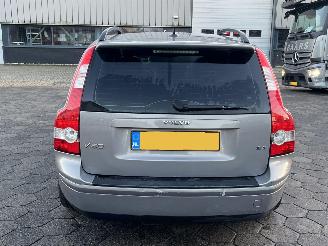 Volvo V-50 2.4i Summum picture 5