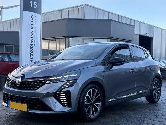 Schadeauto Renault Clio 1.0 TCe 90 GPF techno 2024/9