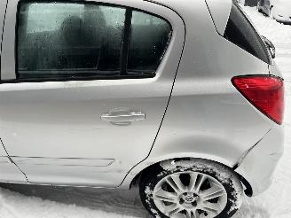 Opel Corsa 1.2-16V Enjoy picture 8