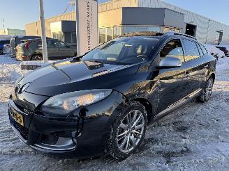 Damaged car Renault Mégane Estate 1.4 TCe Dynamique 2010/11