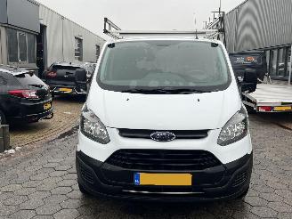 Ford Transit Custom 270 2.0 TDCI L1H2 Ambiente picture 2