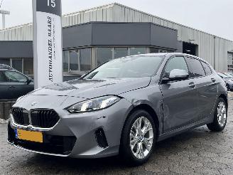 Schadeauto BMW 1-serie 120 2025/2