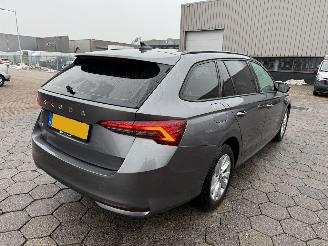 Skoda Octavia Combi 1.5 TSI MHEV Business Edition picture 6