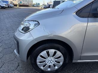 Volkswagen Up! 1.0 picture 9