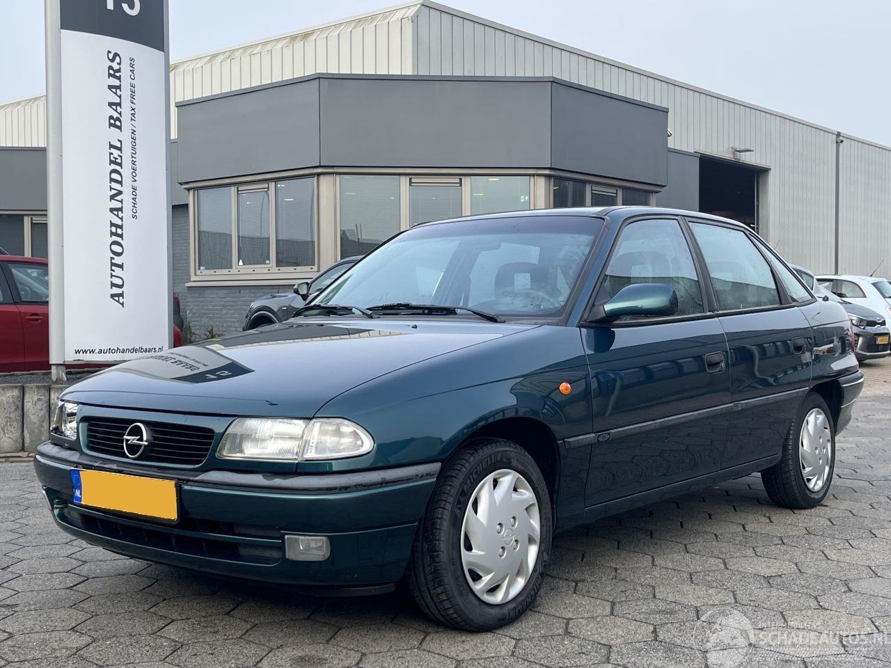 Opel Astra 1.6i 8V AIRCO  Edition