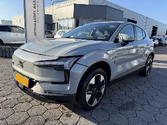 Unfallwagen Volvo EX30 Single Motor Extended Range Core 69 kWh 2024/4