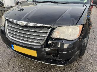 Chrysler Grand-voyager 3.8 V6 LX picture 10