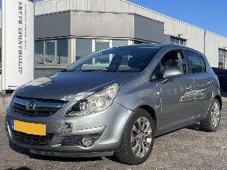 skadebil auto Opel Corsa 1.4-16V \'111\' Edition 2010/10