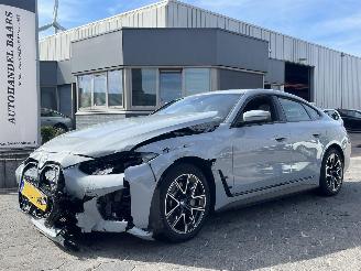Schadeauto BMW i4 eDrive40 High Executive 84 kWh 2022/10