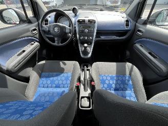 Suzuki Splash 1.0 Exclusive picture 10