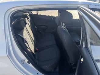 Hyundai I-20 1.2i Business Edition picture 10