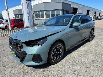 Auto incidentate BMW 5-serie Touring 550e xDrive 2025/2