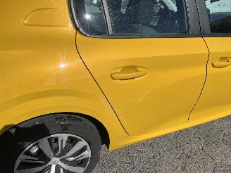 Peugeot 208 1.2 PureTech Active picture 11