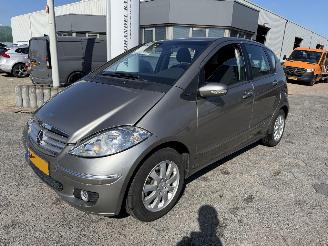 Avarii autoturisme Mercedes A-klasse AUTOMAAT 170 Elegance 2005/9