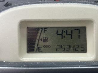 Daihatsu Sirion 2 1.0-12V Premium picture 15