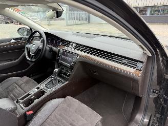 Volkswagen Passat Variant 1.8 TSI Business Edition R picture 15