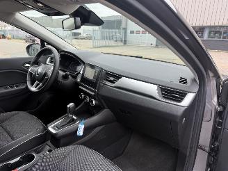 Renault Captur 1.6 E-Tech Hybrid 145 Intens picture 14