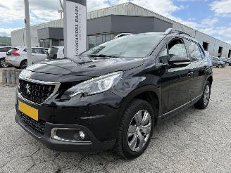 Coche accidentado Peugeot 2008 1.2 PureTech Blue Lion 2018/1
