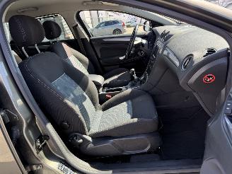 Ford Mondeo Wagon 1.6 TDCi ECOnetic Trend Business picture 16