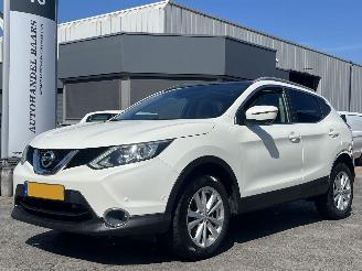 krockskadad bil auto Nissan Qashqai 1.6 Tekna 17\" 2016/7