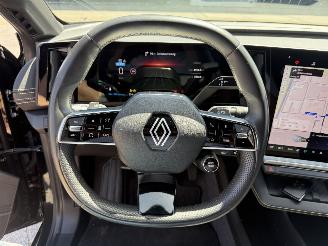 Renault Mégane E-Tech EV60 Optimum Charge Iconic picture 18