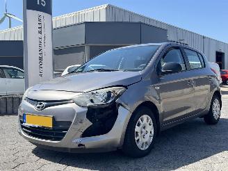 škoda osobní automobily Hyundai I-20 1.2i i-Drive 2012/8