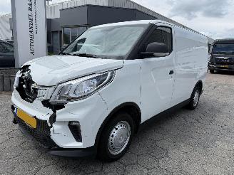 dommages fourgonnettes/vécules utilitaires Maxus eDeliver3 3 L1 50 kWh 2025/6