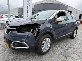 Renault Captur 0.9 TCe Expression picture 1