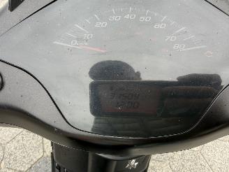 Vespa  Sprint 4T Sport picture 8