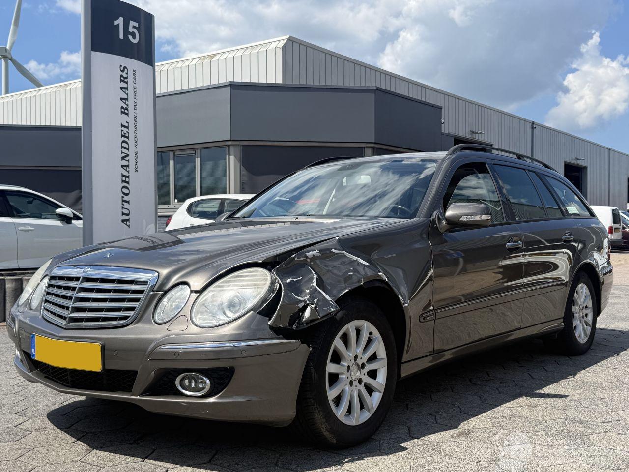Mercedes E-klasse 200 K. 7 PERSOONS Avantgarde