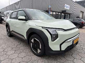 Vaurioauto  passenger cars Kia EV3 Plus 81.4 kWh 2025/1