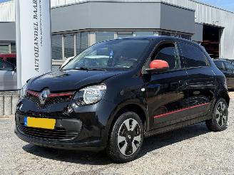 damaged passenger cars Renault Twingo 1.0 SCe Expression 2015/2