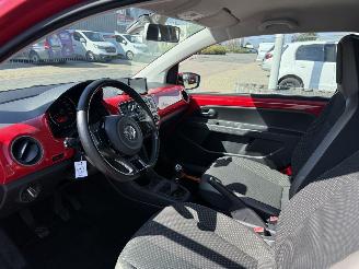 Volkswagen Up! 1.0 high up! picture 12