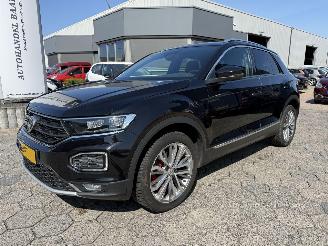 Unfallwagen Volkswagen T-Roc 2.0 TSI AUTOMAAT 4Motion Sport 2018/3