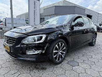 škoda osobní automobily Volvo V-60 1.5 T3 Polar+ Dynamic 2018/2