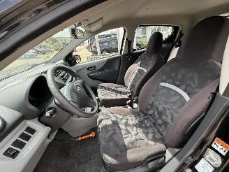 Suzuki Alto 1.0 Comfort picture 14