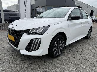 Voiture accidenté Peugeot e-208 EV Active 50 kWh 2024/6