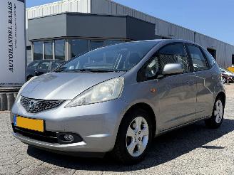 skadebil auto Honda Jazz 1.2 Trend 2010/3