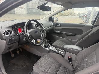 Ford Focus 1.6 Titanium picture 9