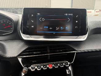 Peugeot 208 1.2 PureTech Active picture 16